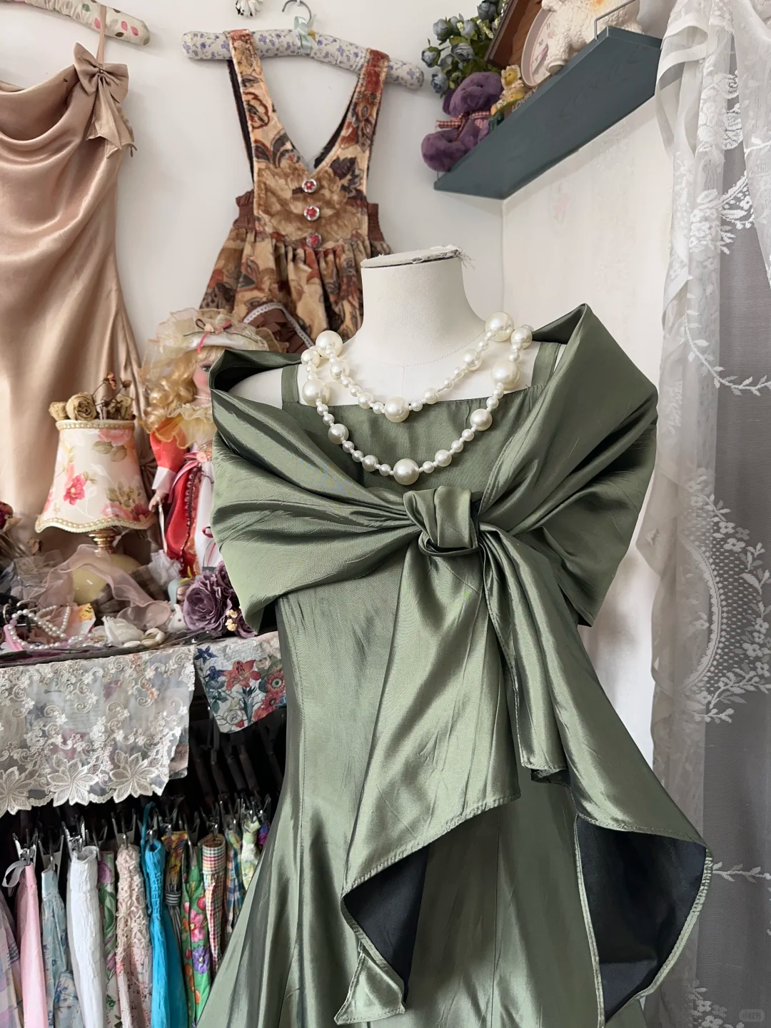 Vintage Green Satin Shawl Design Elegant A-Line Long Evening Dress Prom Dresses D1679