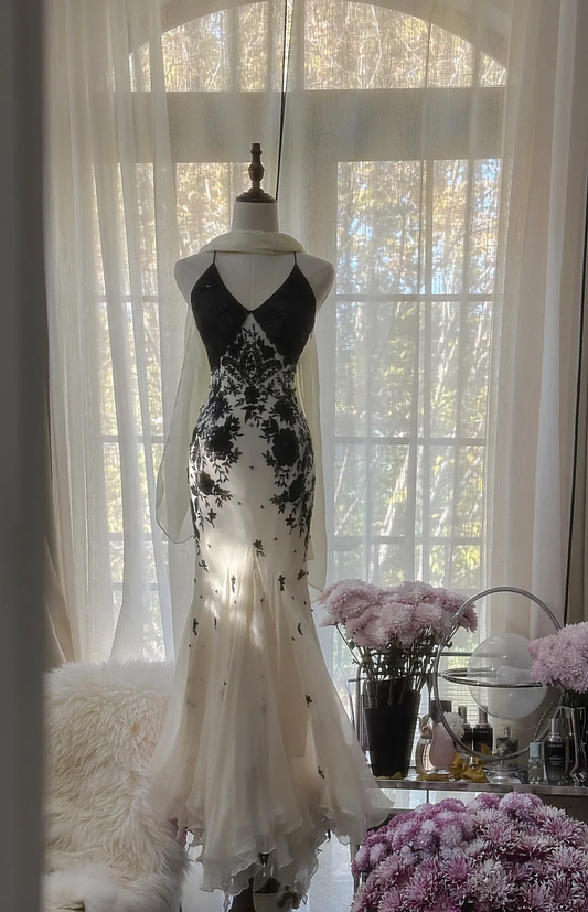 Elegantes weißes Träger-Meerjungfrau-Chiffon-Perlen-Vintage-langes Abend-Partykleid, D944