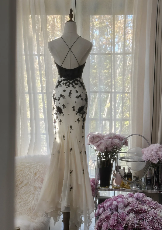 Elegantes weißes Träger-Meerjungfrau-Chiffon-Perlen-Vintage-langes Abend-Partykleid, D944