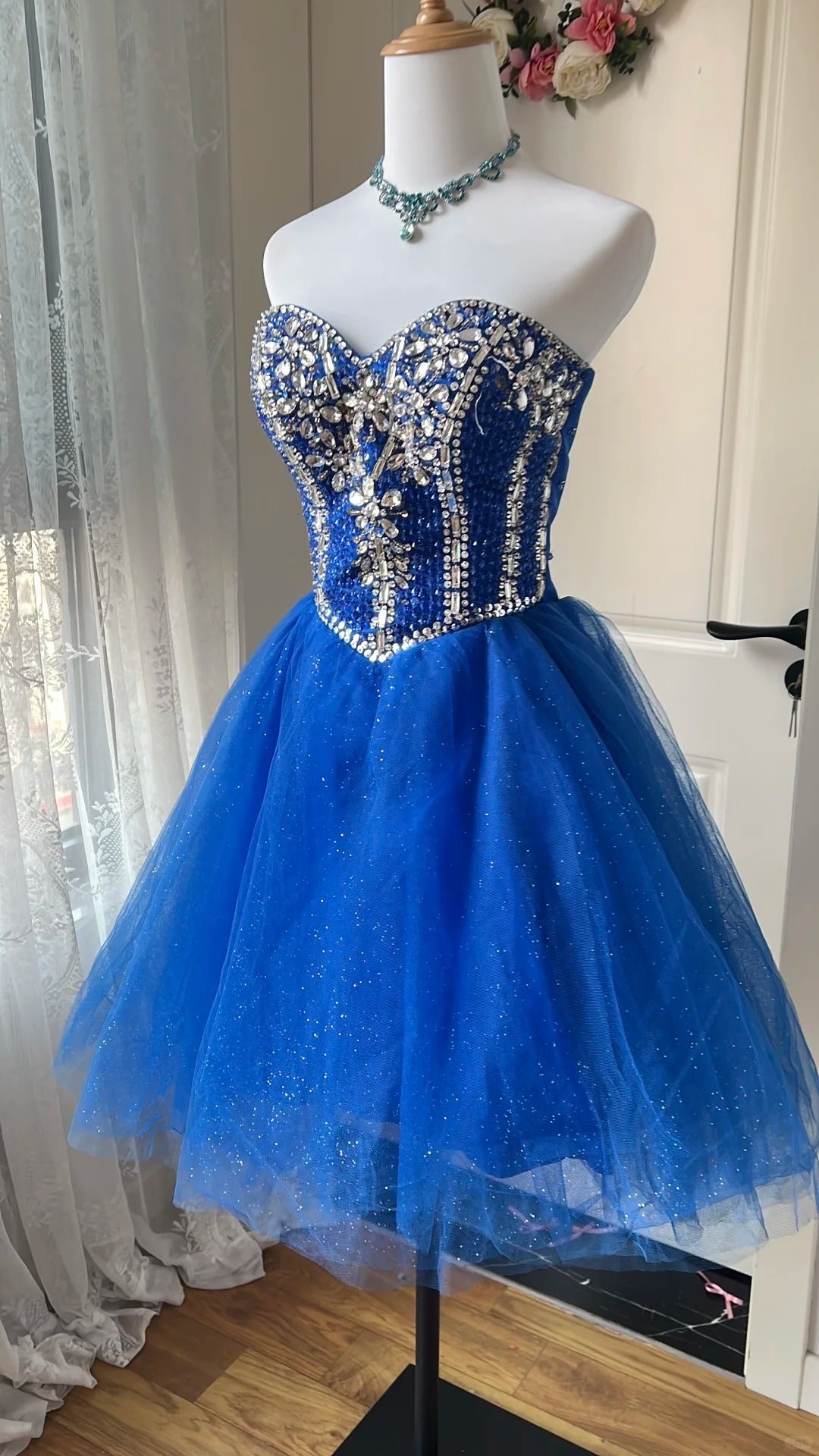 Stunning Homecoming Dress Sweetheart Tulle Rinestone Back to School Outfits Party Dress D6455