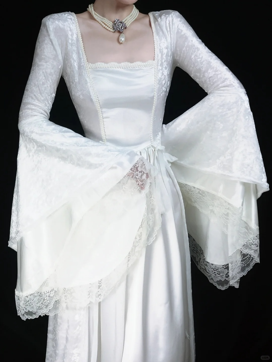 Retro White Long Sleeves A-Line Lace Long Formal Prom Dresses Evening Gowns, D1155