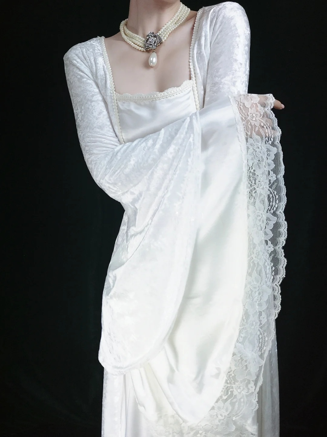 Retro White Long Sleeves A-Line Lace Long Formal Prom Dresses Evening Gowns, D1155