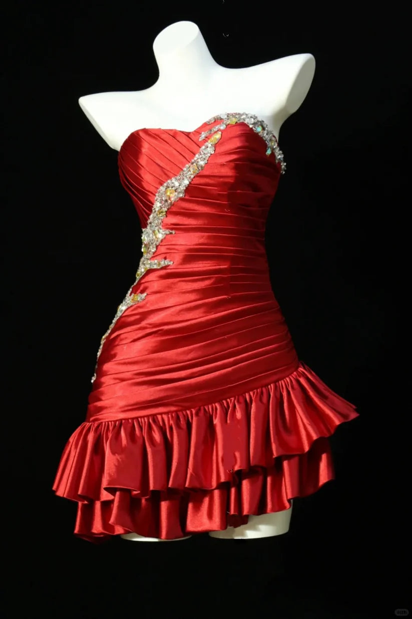 Vintage Red Strapless Sweetheart Design Sheath Satin Party Dress Homecoming Dress D1572