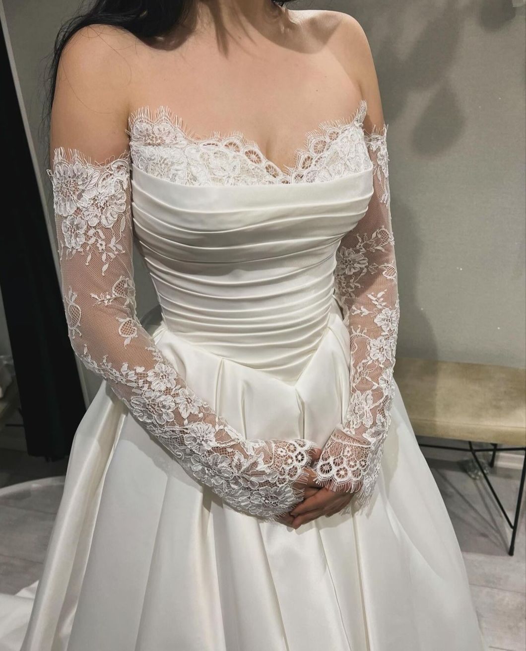 Elegant Sweetheart A-Line Lace Satin Long Wedding Dress Bridal Dress, D953