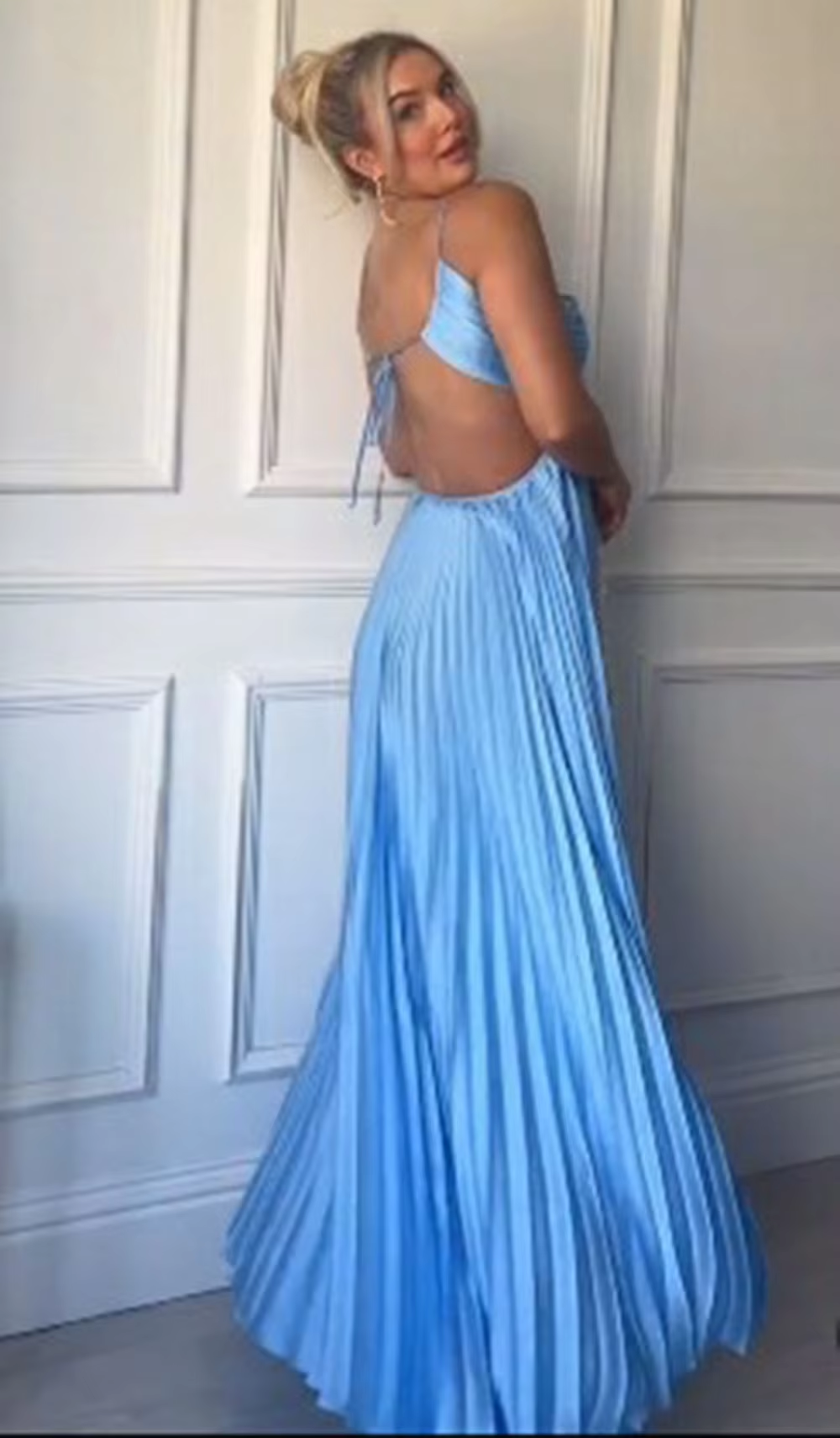 Blue Halter A-Line Open Back Pleated Satin Long Party Dress MD7318