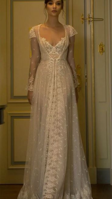 Elegant Long Sleeves White A-Line Lace Long Wedding Dress Bridal Dress, D955