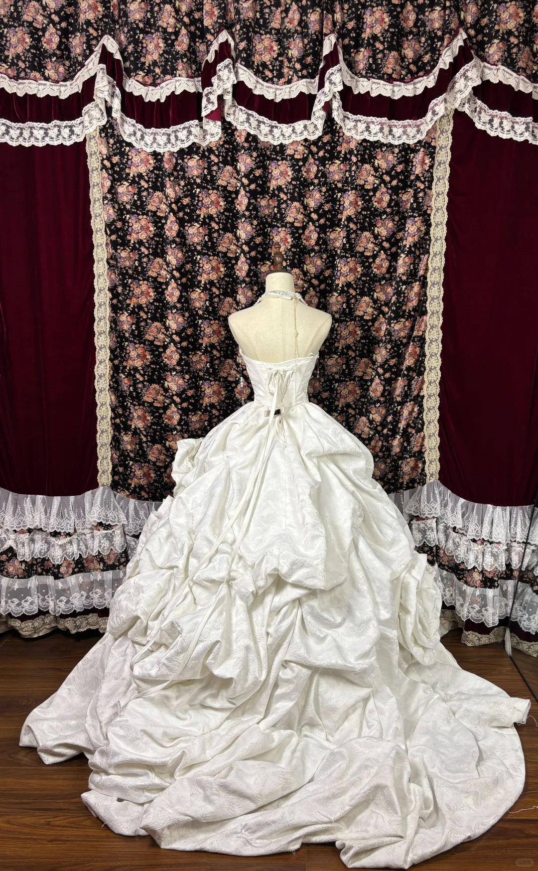 Retro White Swetheart A-Line Quinceanera Dresses Ball Gowns Wedding Dresses, D1267