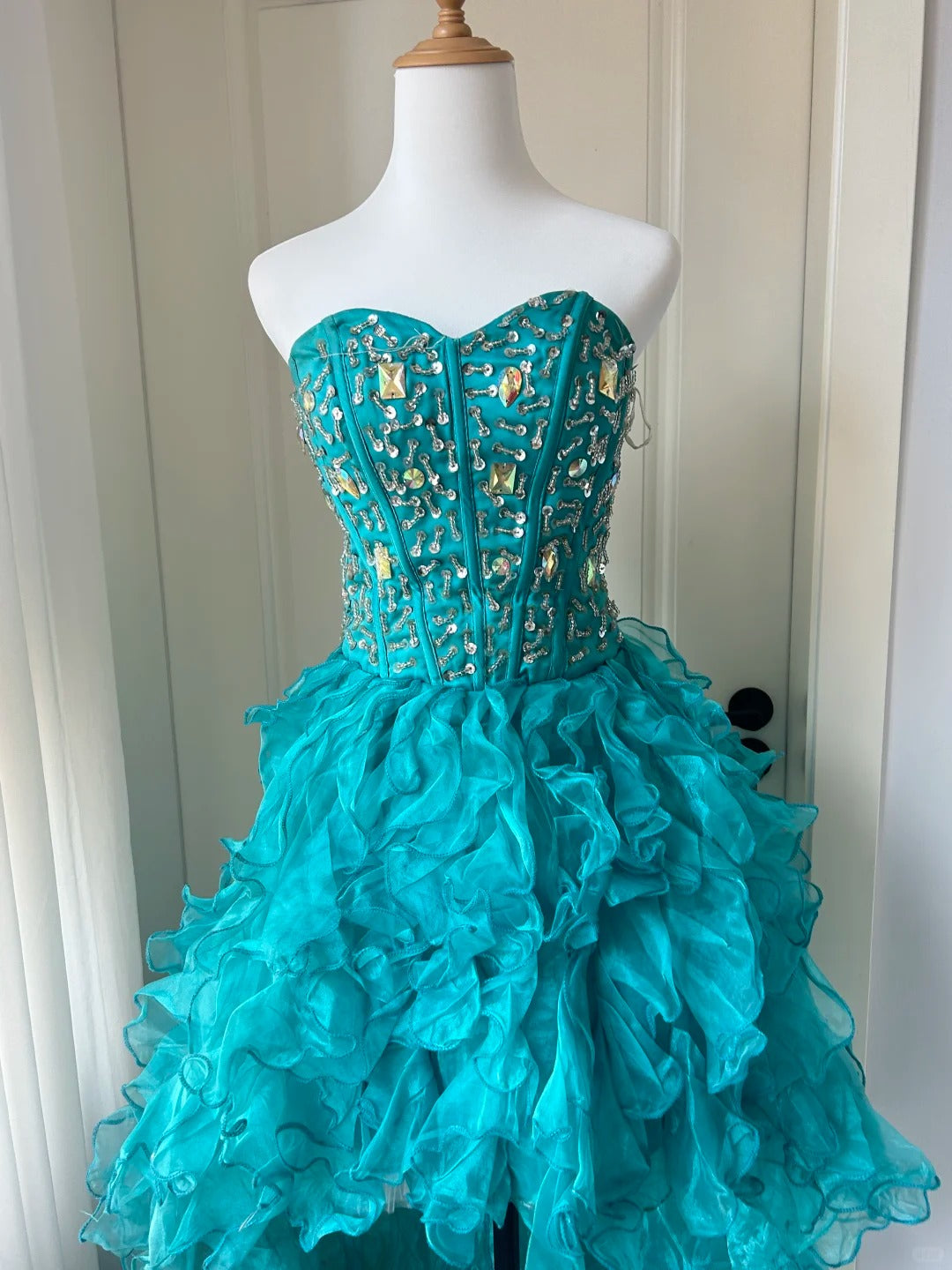 New Homecoming Dress Sweetheart Rinestone Cascade Hi-Lo Back to School Outfits Party Dress D6485
