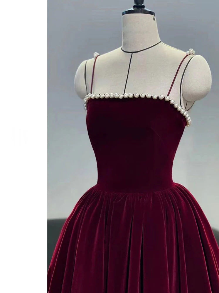 Retro Burgundy Beaded Spaghetti Strap Design A-line Velvet Party Dress Homecoming Dress D1541