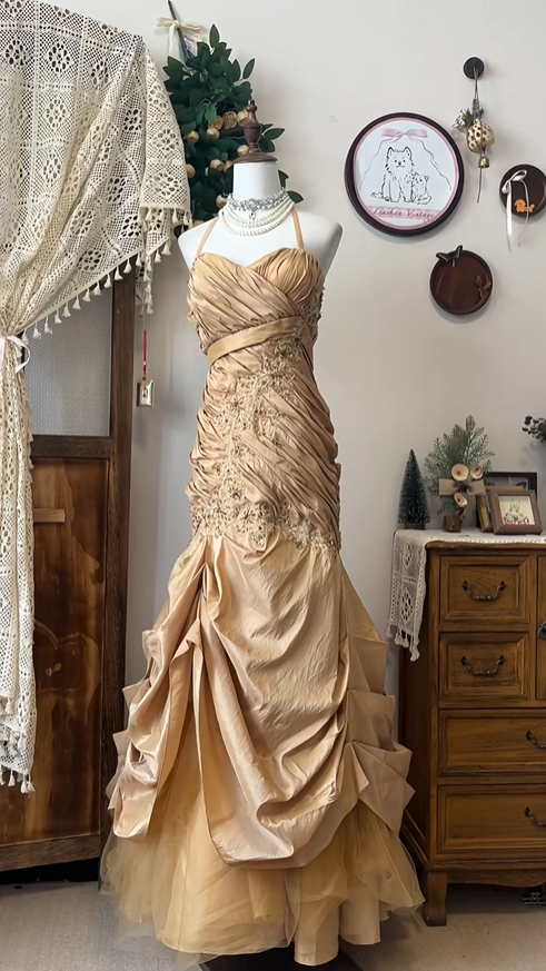 Vintage Golden Applique Ruffle Mermaid Elegant Satin Tulle Evening Dress Prom Dresses D1646