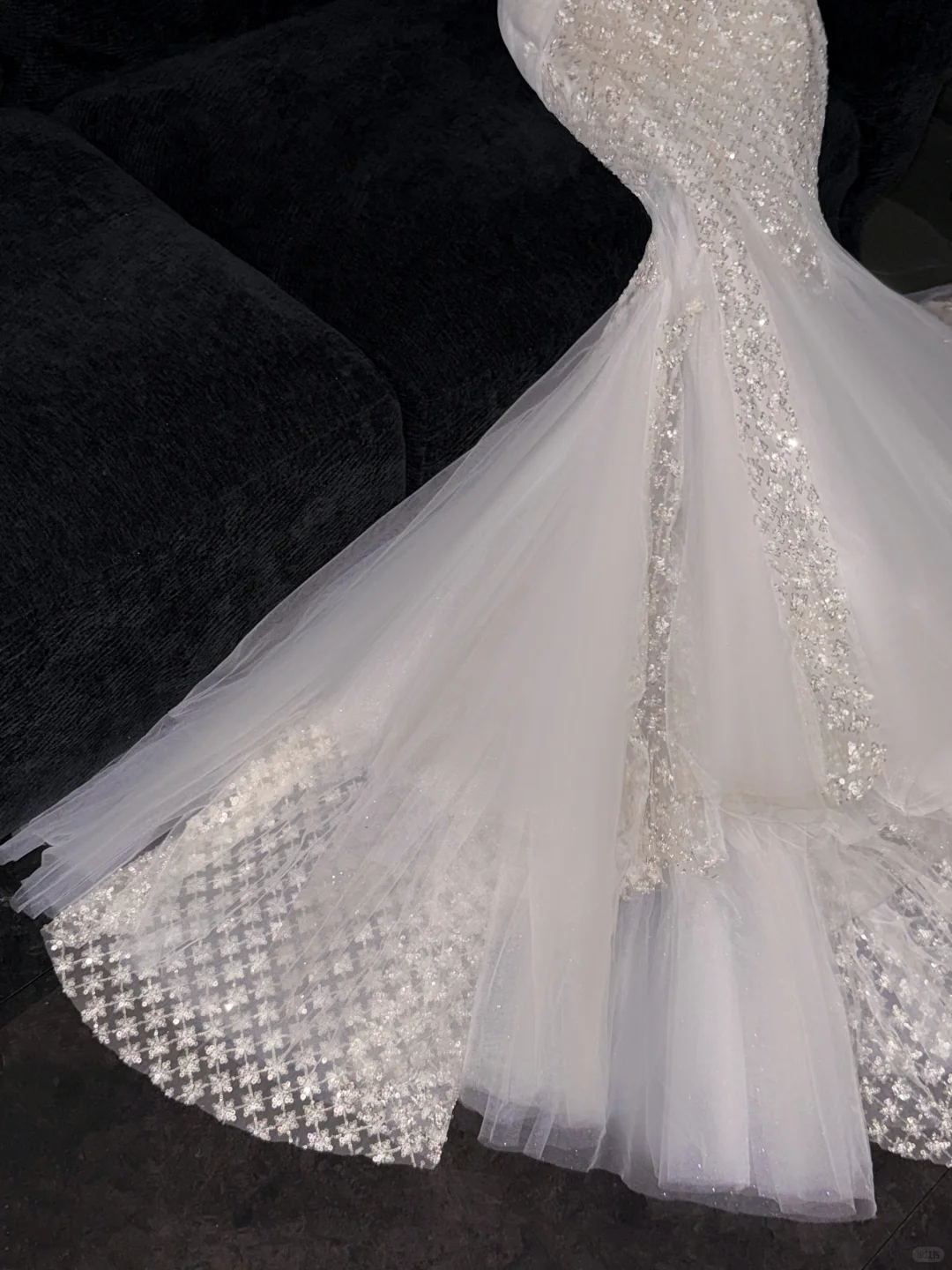 Gorgeous Ivory Sweetheart Tulle Sparkling Sequin Design Elegant Mermaid Floor-length Wedding Dress D1636