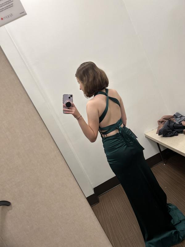 Robe de soirée longue en satin vert à col en V et style sirène MD7830
