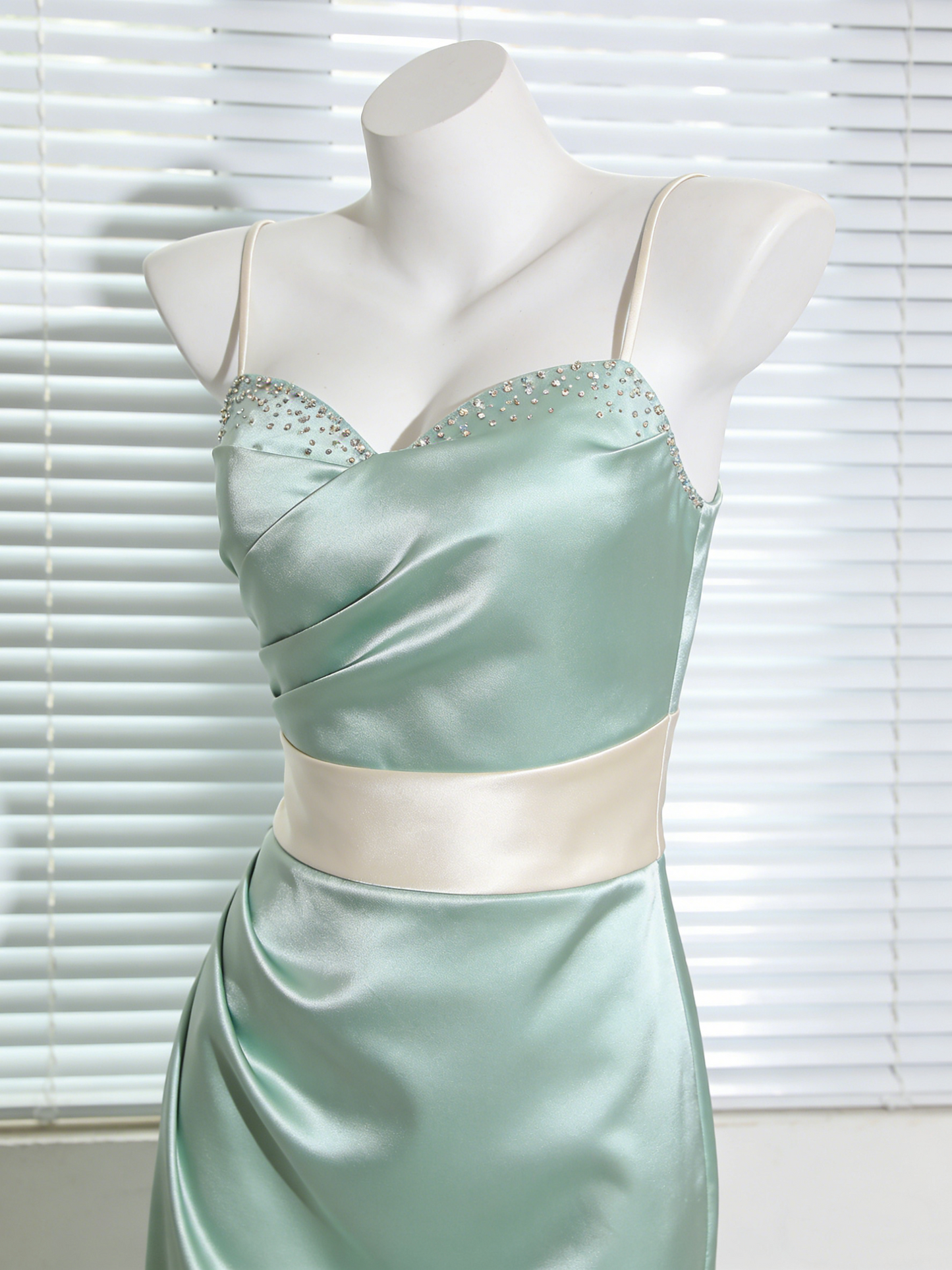 Glänzendes Ballkleid mit herzförmigem Pailletten-Meerjungfrauen-Abendkleid, Galakleid, Geburtstagspartykleid, D3415