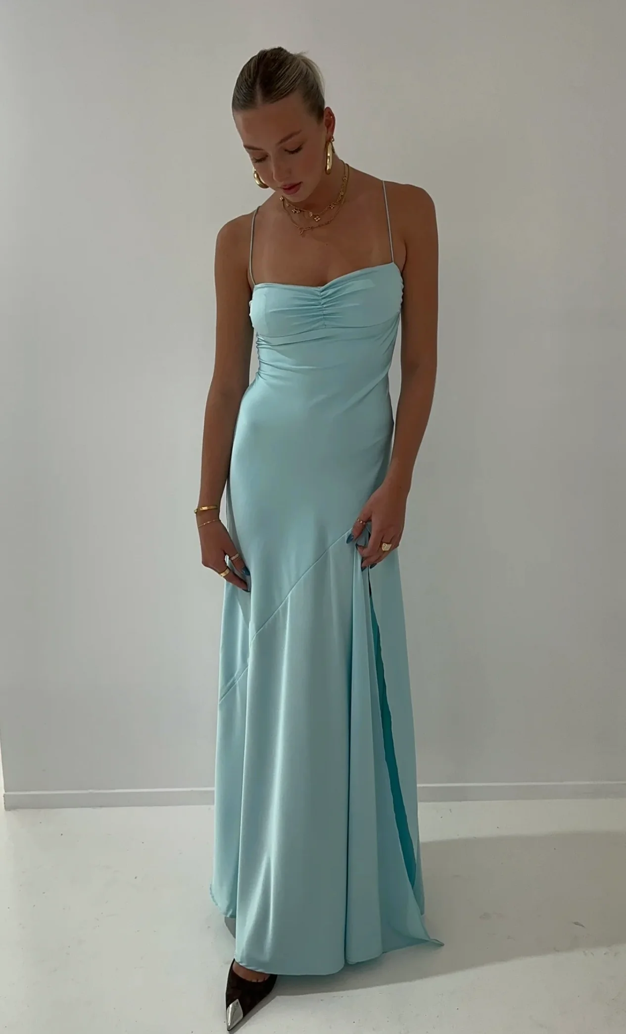 Gelbes langes Etui-Ballkleid mit Spaghettiträgern und Schlitz MD7581