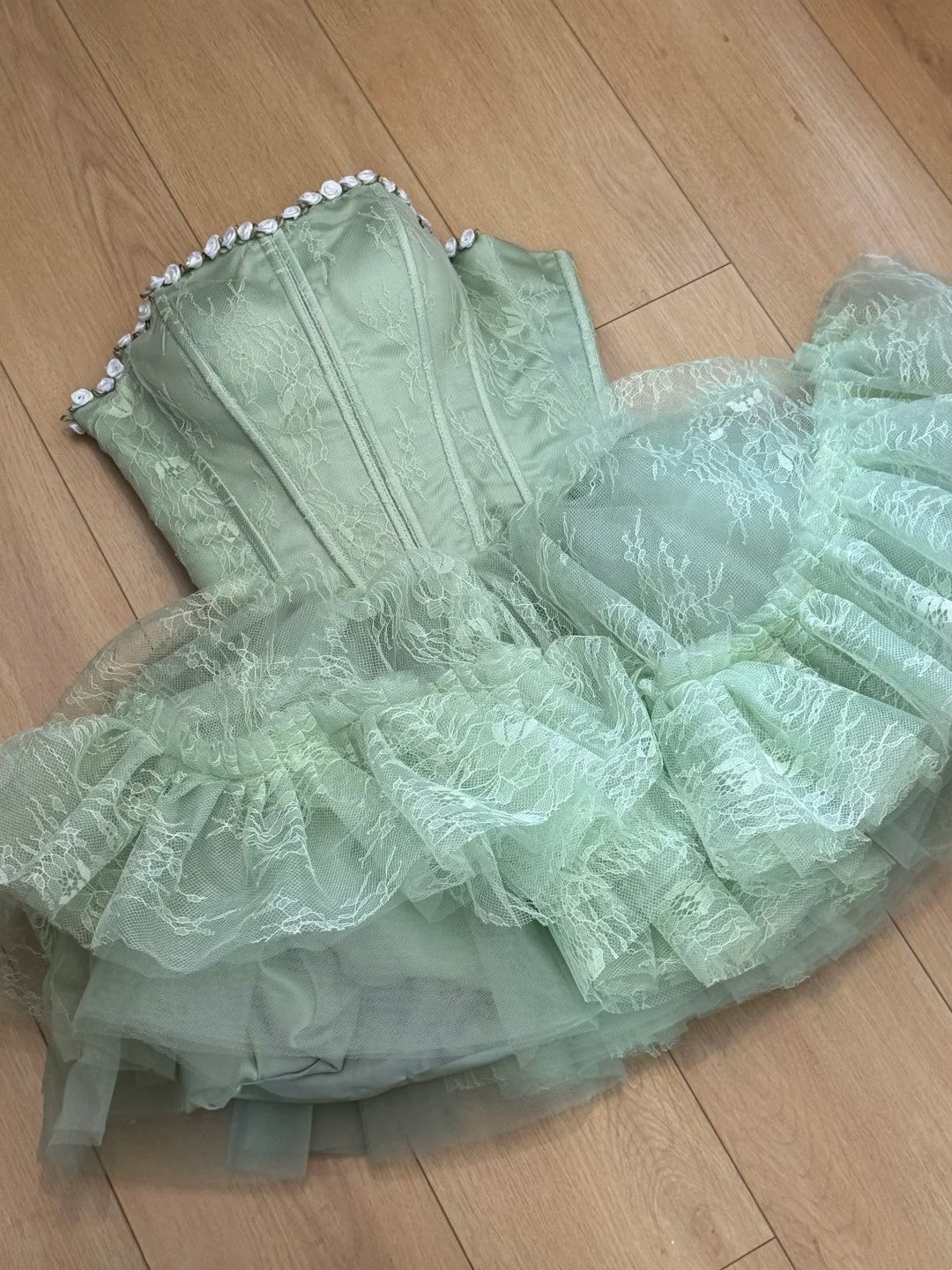 Robe de soirée courte plissée à bretelles spaghetti, tenue de soirée d'anniversaire, robe de cocktail D3339