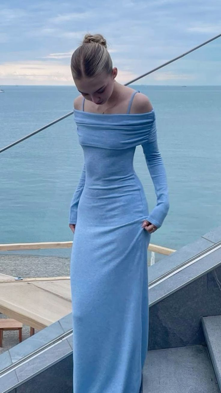 Blaues schulterfreies Etuikleid mit langen Ärmeln, Partykleid, Abendkleid, D273