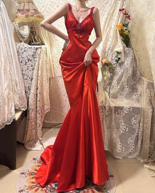 Stunning Prom Dress Red V-neck Mermaid Gala Dress Evening Dress 18th Graduation Gown D5338