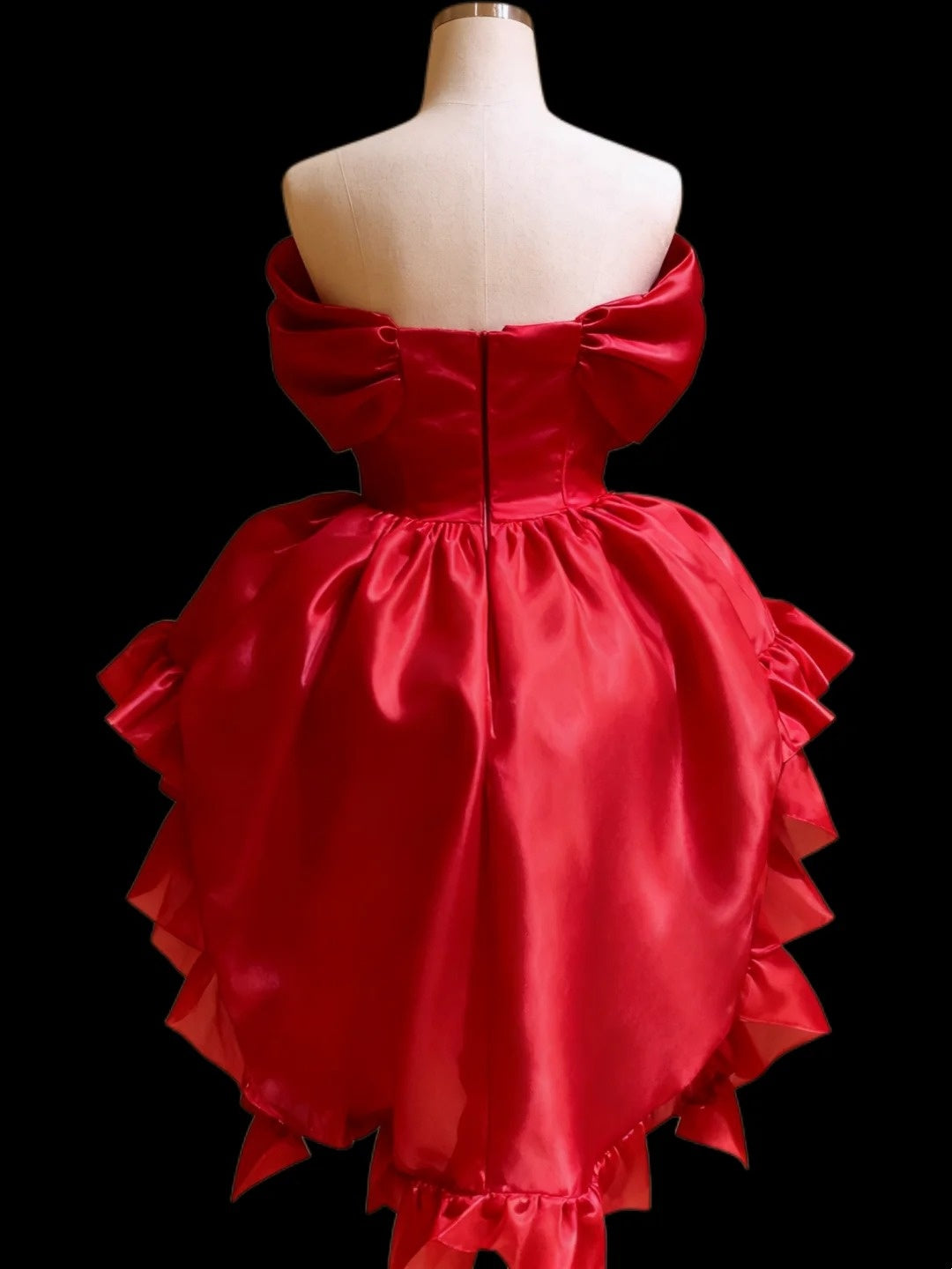 Charming Homecoming Dress Red Off Shoulder Pleated Short Prom Dress Back to School Outfits Party Dress D5444