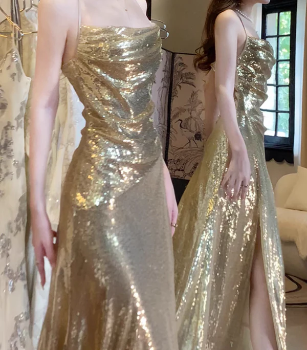 Robe de soirée longue fourreau à paillettes dorées et dos croisé MD7522