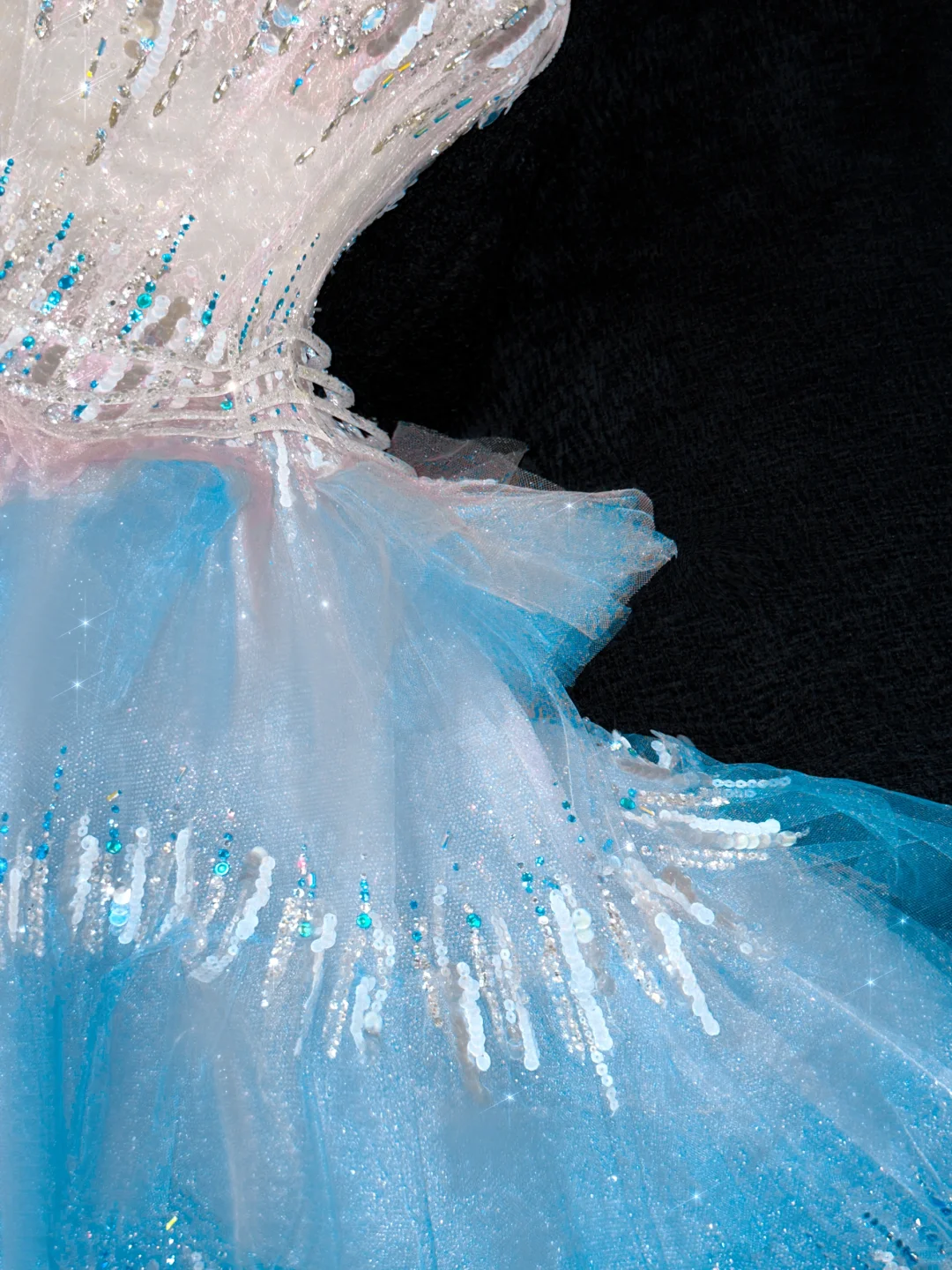 Gorgeous Sparkling Blue Sequin A-Line Elegant Chiffon Evening Dress Prom Dresses Ball Gown D1630
