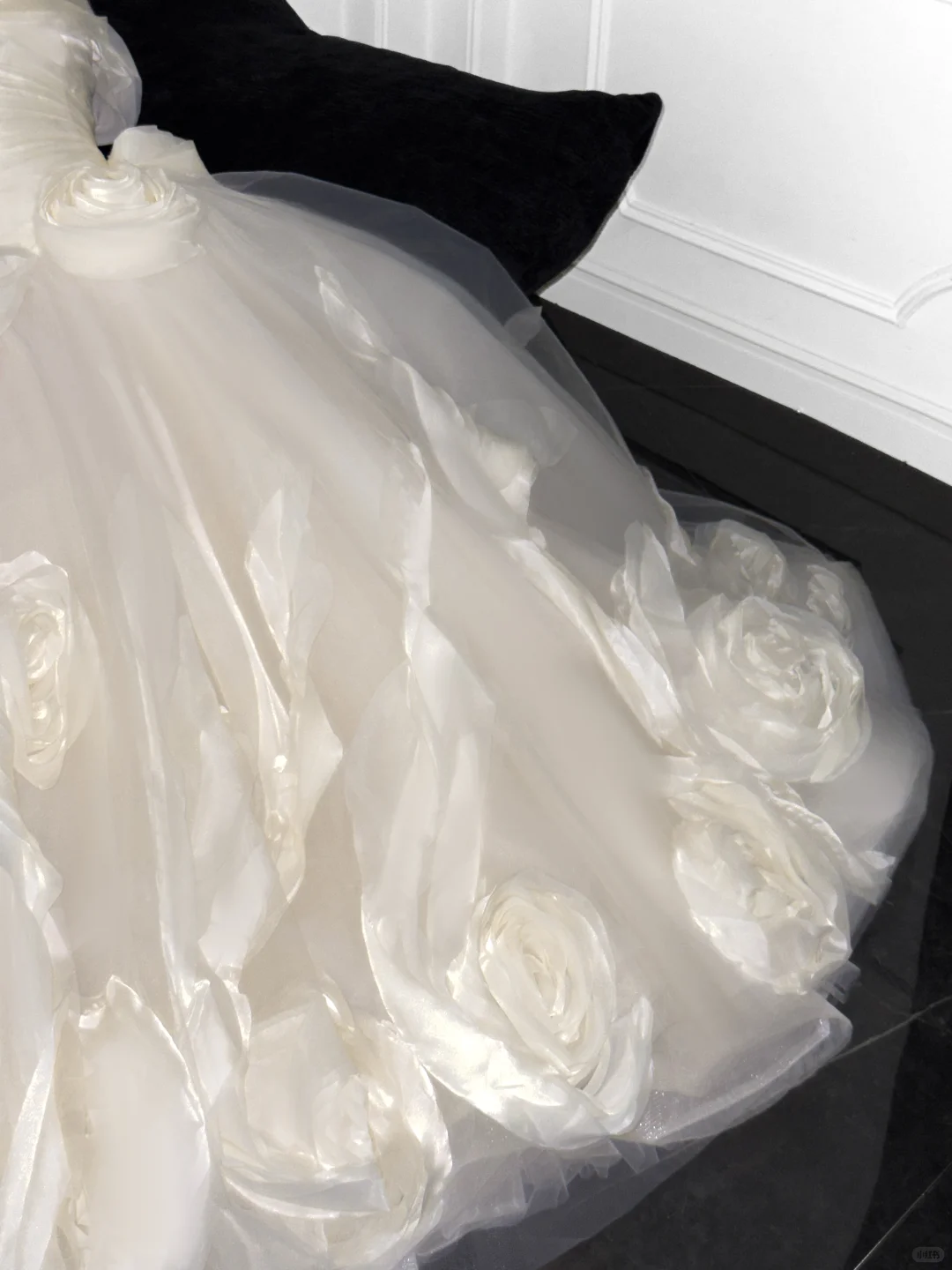 Elegant Ivory 3D Flowers Design A-Line Tulle Wedding Dress Prom Dress Evening Dress Ball Gown D1686