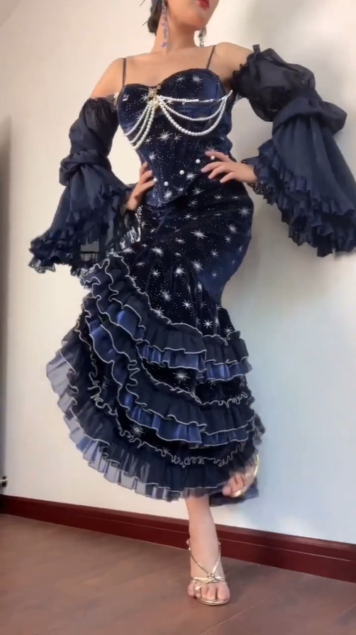 Dunkelmarineblaue Träger Meerjungfrau Lagen Rüschen Sexy Abendkleid Geburtstagsoutfits, D827