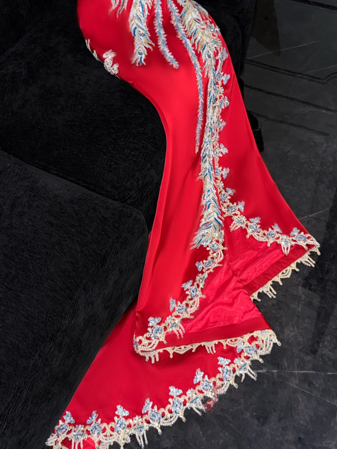 Gorgeous Shiny Red Beaded Sequined Embroidery Design Mermaid Prom Dress Evening Dress D1692