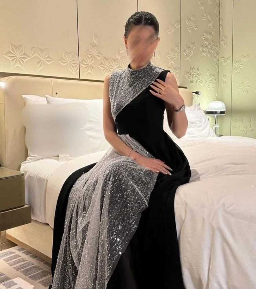 Schwarzes, hochgeschlossenes, ärmelloses A-Linien-Partykleid, lang, MD7488