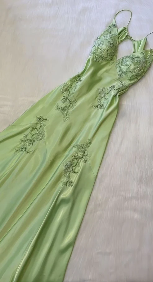 Green V Neck Straps Appliques Long Evening Party Dress MD7426