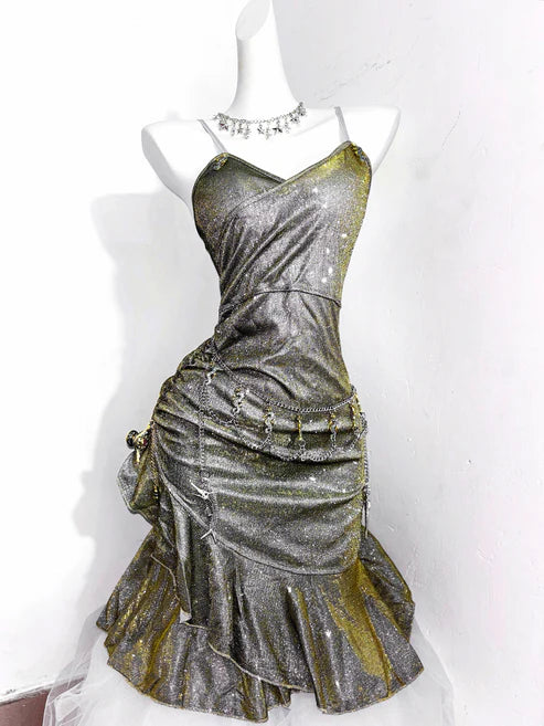 Robe de soirée vintage verte à bretelles spaghetti et ourlet à volants pour 16e anniversaire D1530
