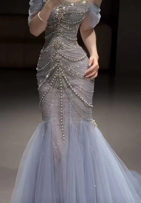 Blaues schulterfreies Meerjungfrau-Abendkleid mit Perlenbesatz, D124