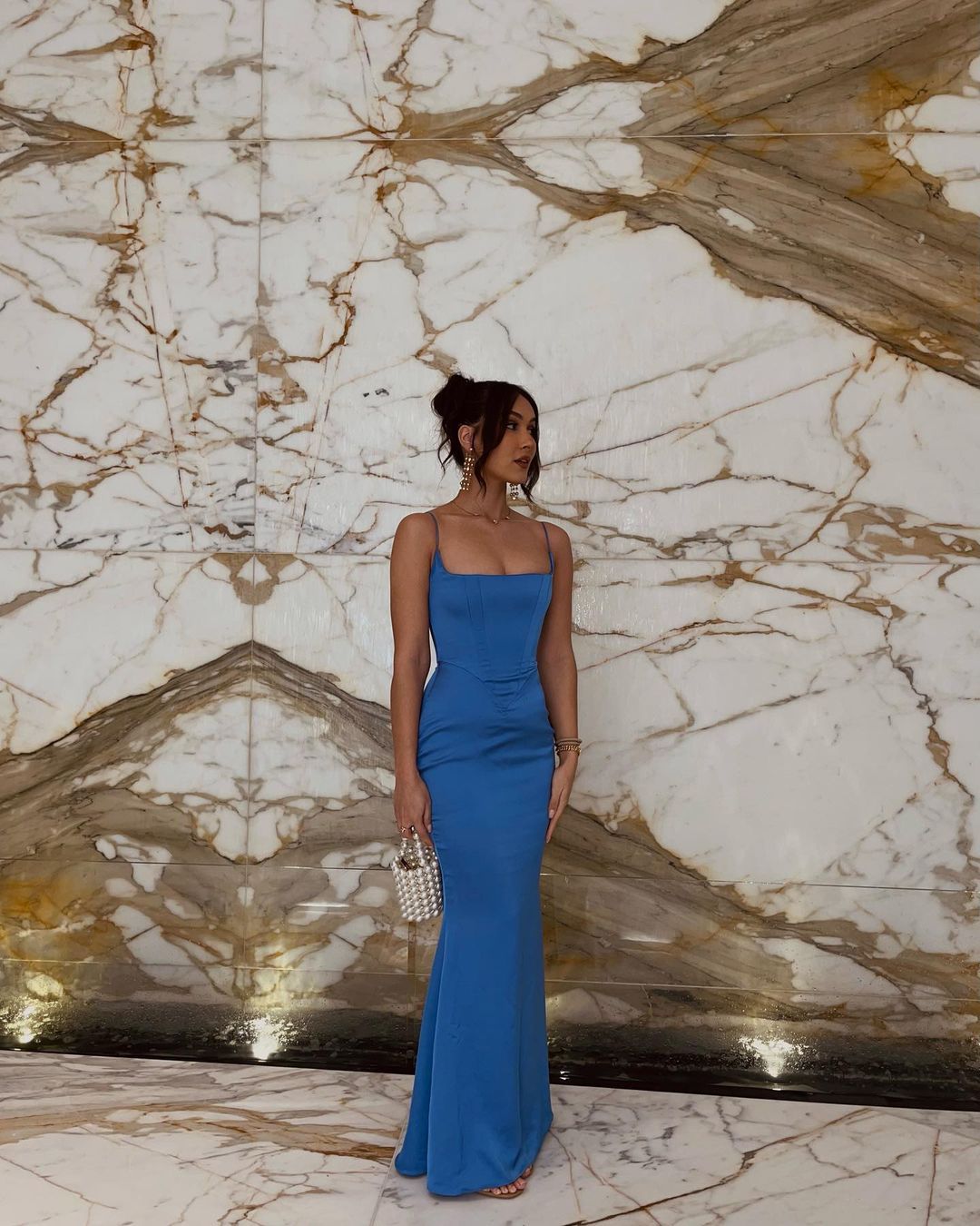 Blaues Spaghettiträger-Meerjungfrau-Satin-langes Partykleid für Hochzeitsgäste, D317