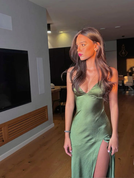 Robe fourreau longue en satin vert à col en V, robe de soirée pour invité de mariage, D41