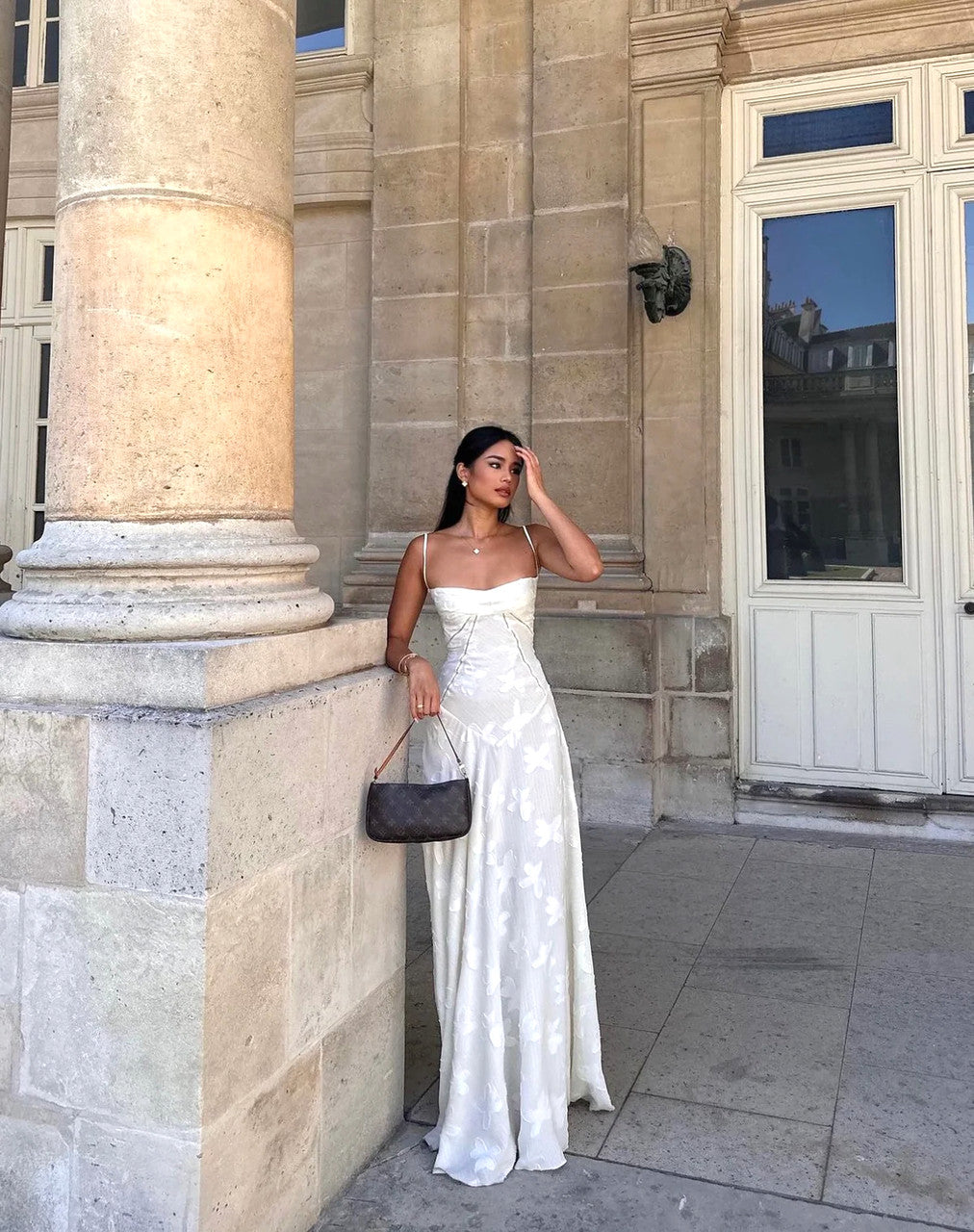 Robe de soirée longue ivoire à bretelles trapèze, robe d'invitée de mariage, D49