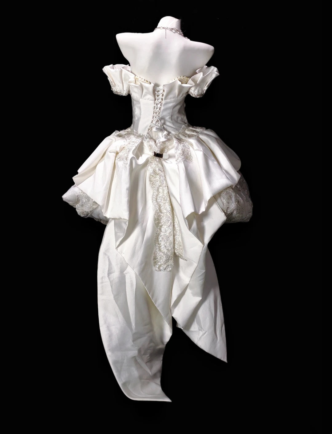 Regal White Off Shoulder Sweetheart Bow Satin Beaded Lace A Line Bubble Skirt Short Homecoming Dress With Back Bow Train D7948