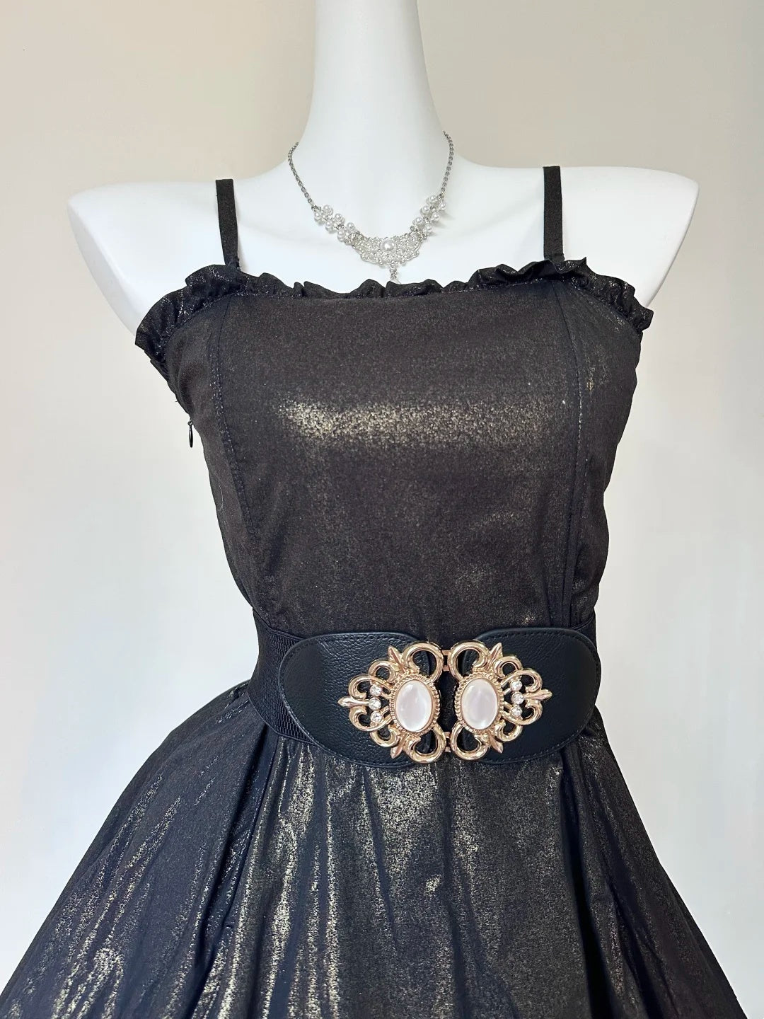 Dramatic Black Metallic Shimmer Spaghetti Strap Ruffled Trim A‑Line Short Homecoming Dress D7960