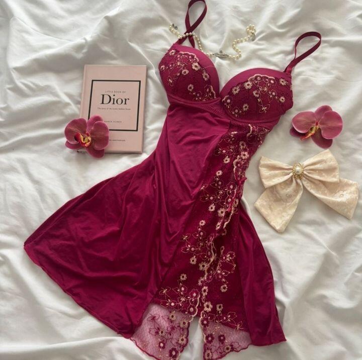 Fuchsia A Line Spaghetti Strap Appliques Satin Short Homecoming Dress D7986