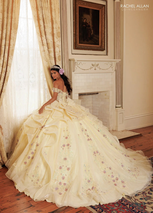 Pretty Cream Ball Gown Off-The-Shoulder Lace Floral Appliques Beaded Tulle Dress Quinceanera Dress 16 L128