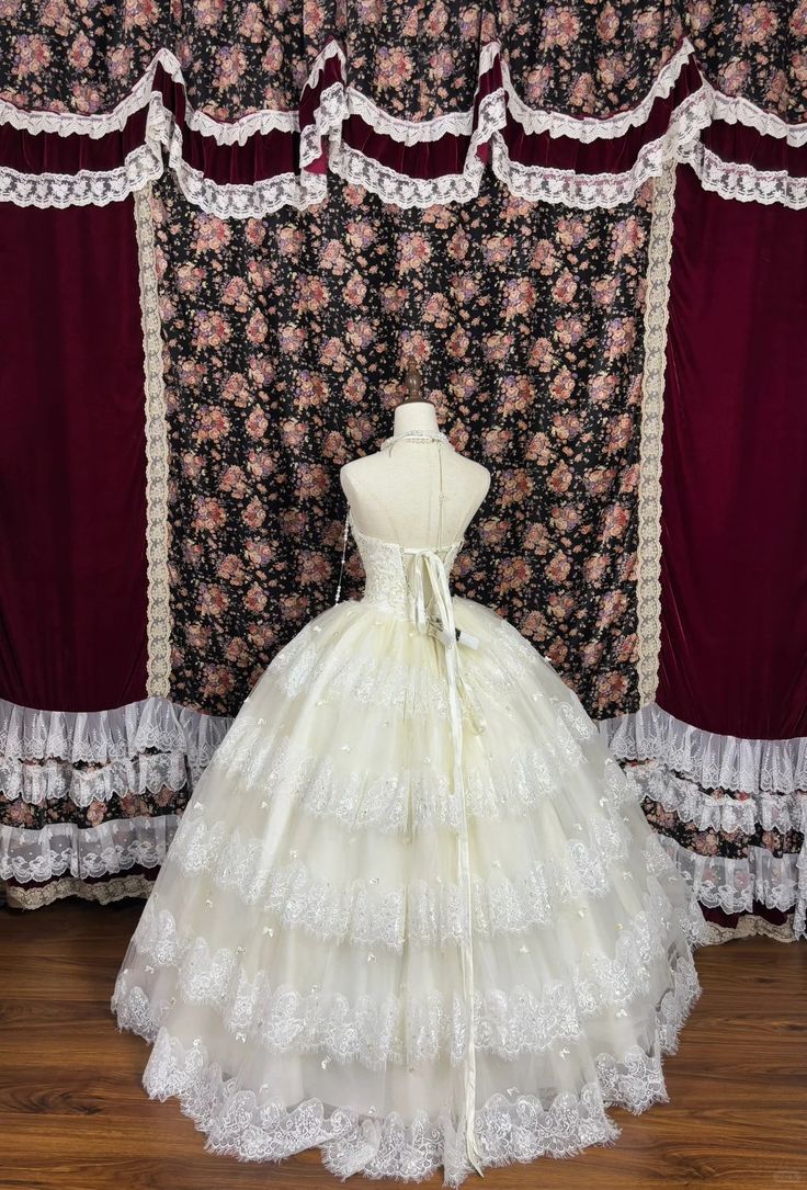 Fairy White Ball Gown Halter Lace Floral Appliques Beaded Rhinestone Dress Prom Quinceanera Dress 16 L17