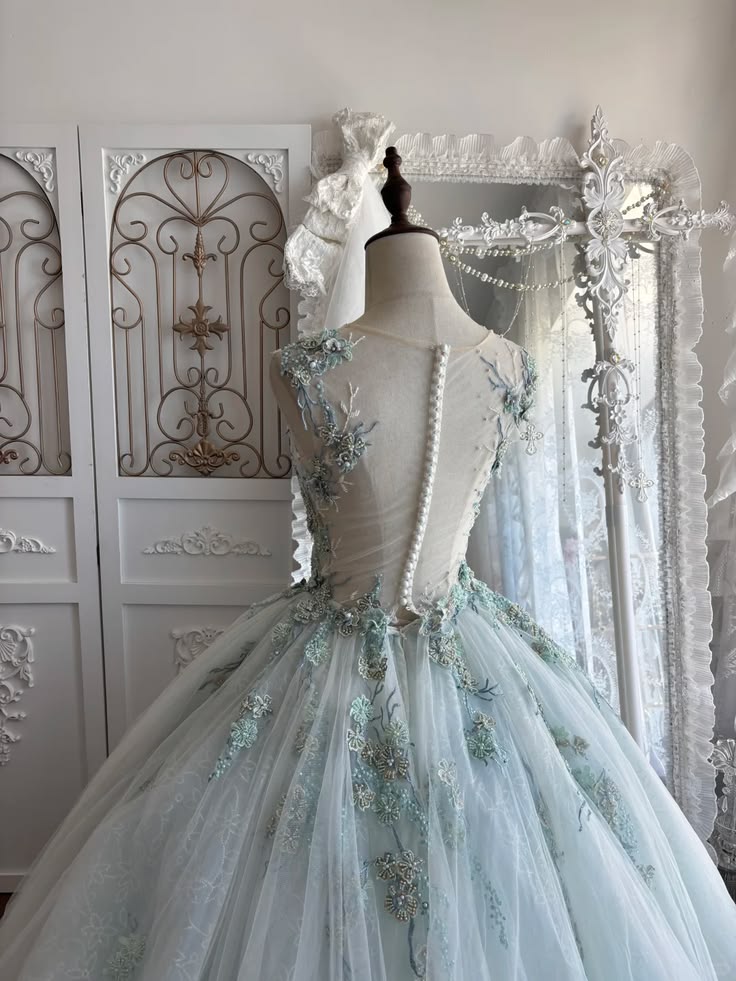 Dreamy Light Blue Ball Gown Sheer Straps Appliques Beaded Tulle Quinceanera Dress 16 L42