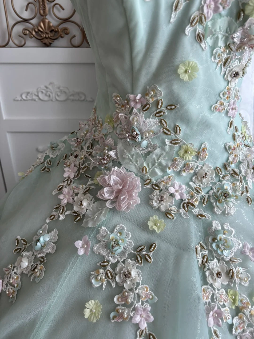 Princess Mint Green Ball Gown Off-The-Shoulder Beaded Appliques Tulle Dress Quinceanera Dress 16 L491