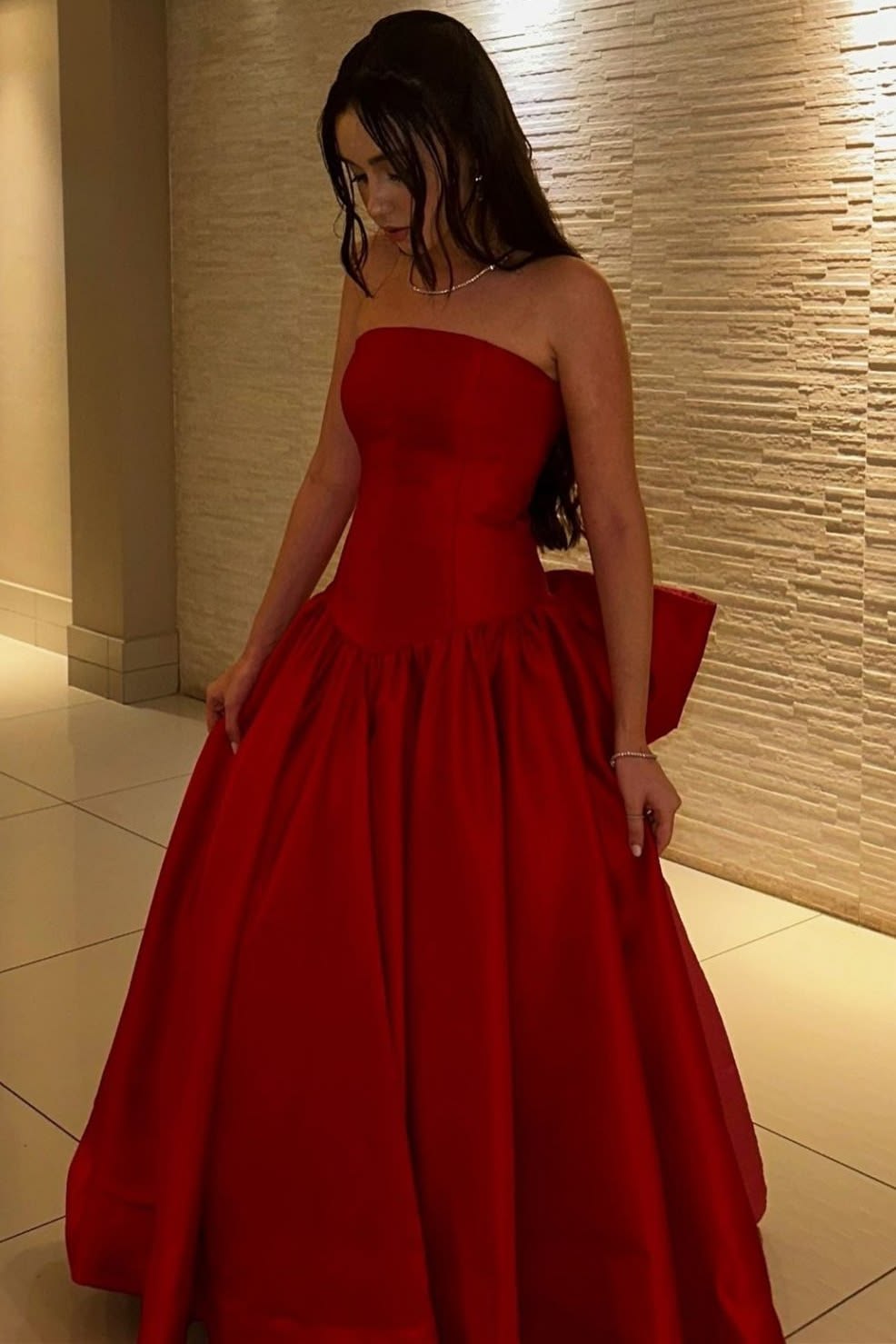 Chic Red Ball Gown Strapless Bow Ruched Satin Dress Prom Dress Evening Dress L521