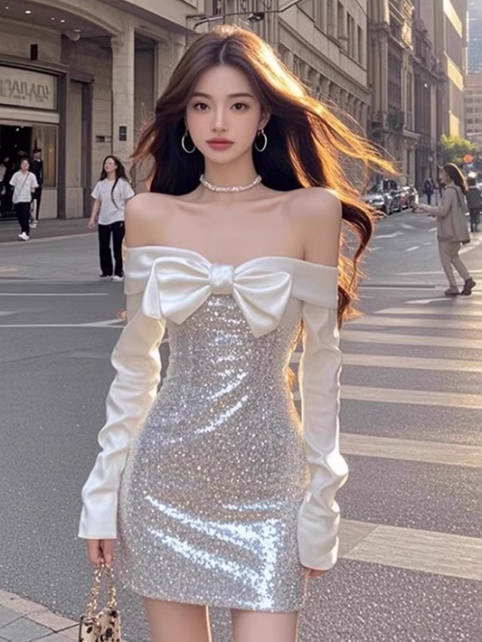 Robe d'anniversaire élégante sans bretelles à paillettes, robe de bal courte, robe de Quinceanera avec nœud papillon D1735