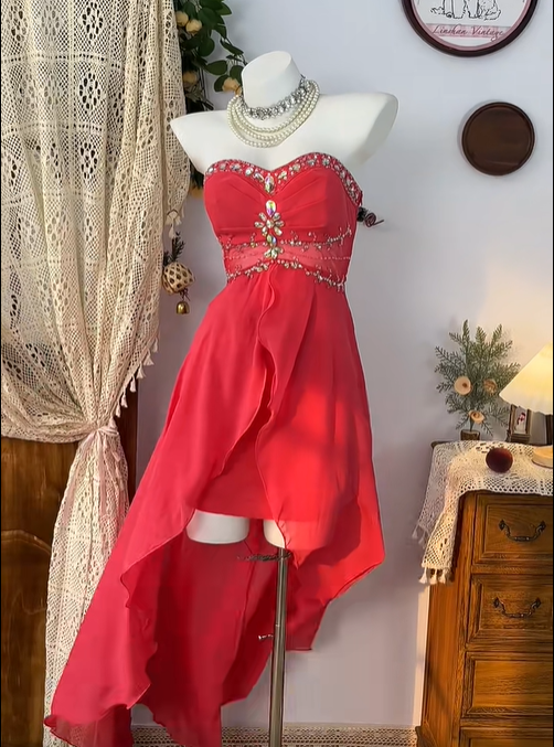 Gorgeous Sleeveless Swarovski Crystal Prom Dress High-Slit Homecoming Dress Party Dress D1742