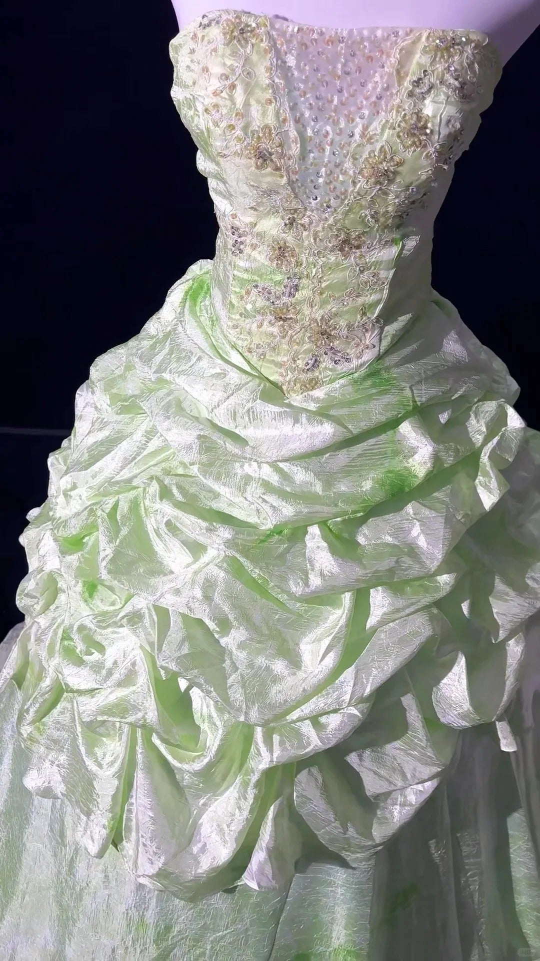 Sweet Strapless Rhinestone Pleated Tiered Evening Dress Prom Dress Ball Gown Sweet 16 Dress D1807
