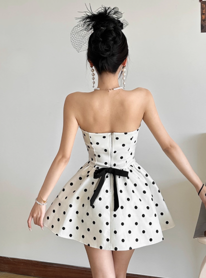 Cute A Line Strapless Polka Dots Pleated Short Dating Dress Summer Dress Party Dress Women Dress with Bowknot D1831