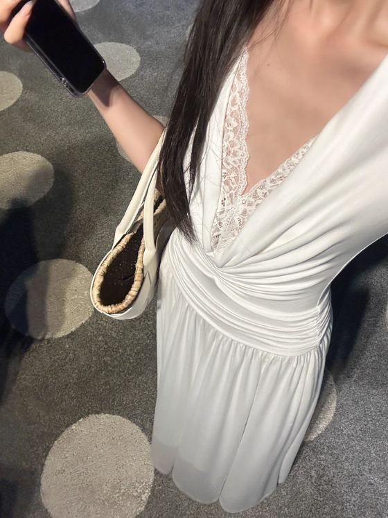 Elegant Lace V-neck Pleated Slim Fit Long Skirt Women Summer Dress Dating Dress D1851