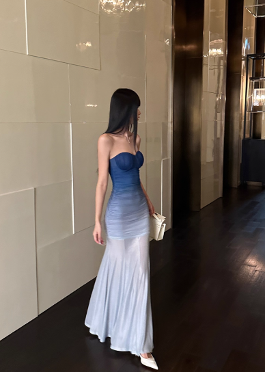 Elegant Sweetheart Neck Gradient Blue Pleated Slim Fit Waist Mermaid Maxi Dress Women Summer Dress D1856