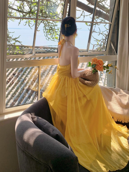 Sweet Crystal V-neck Halter Backless Tulle Pleated Seaside Dress Women Summer Long Dress D1862