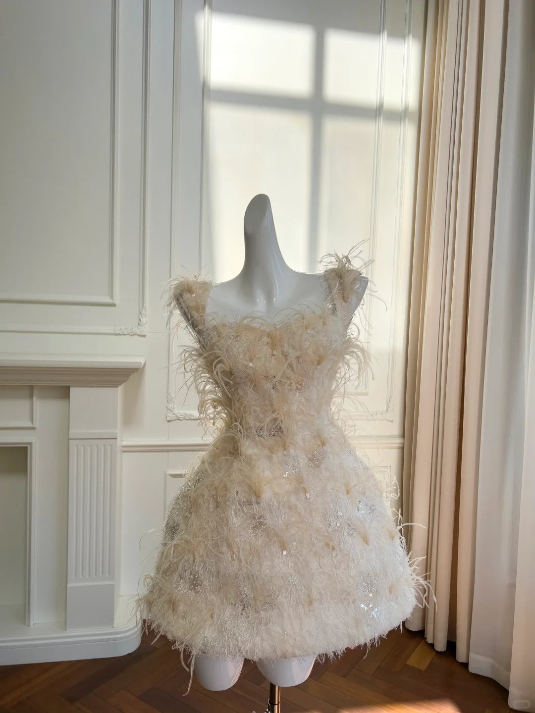 Pretty A Line Square Neckline Feather Beaded Sequins Flower Sweet 16 Skirt Party Dress Homecoming Dress D1872